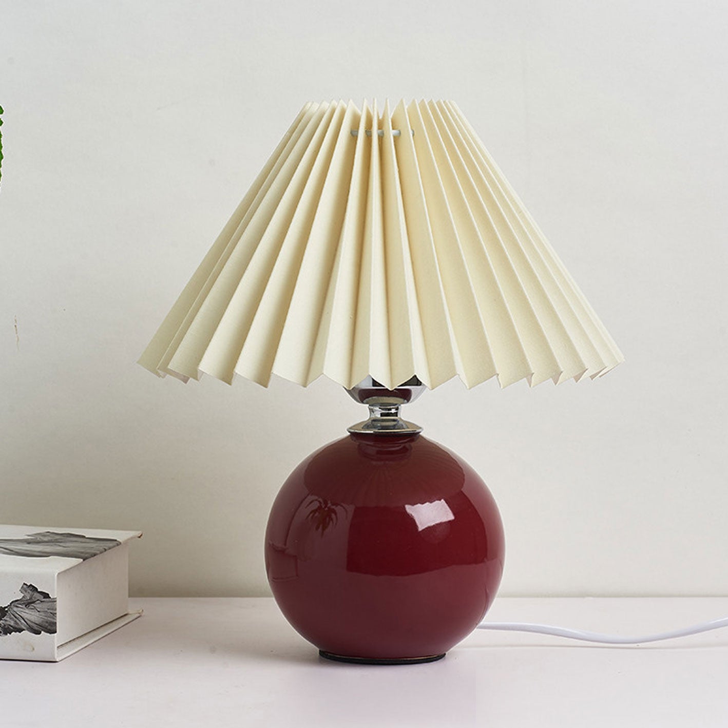 Ceramica | Elegant Minimalist Pleated Table Lamp Design 25