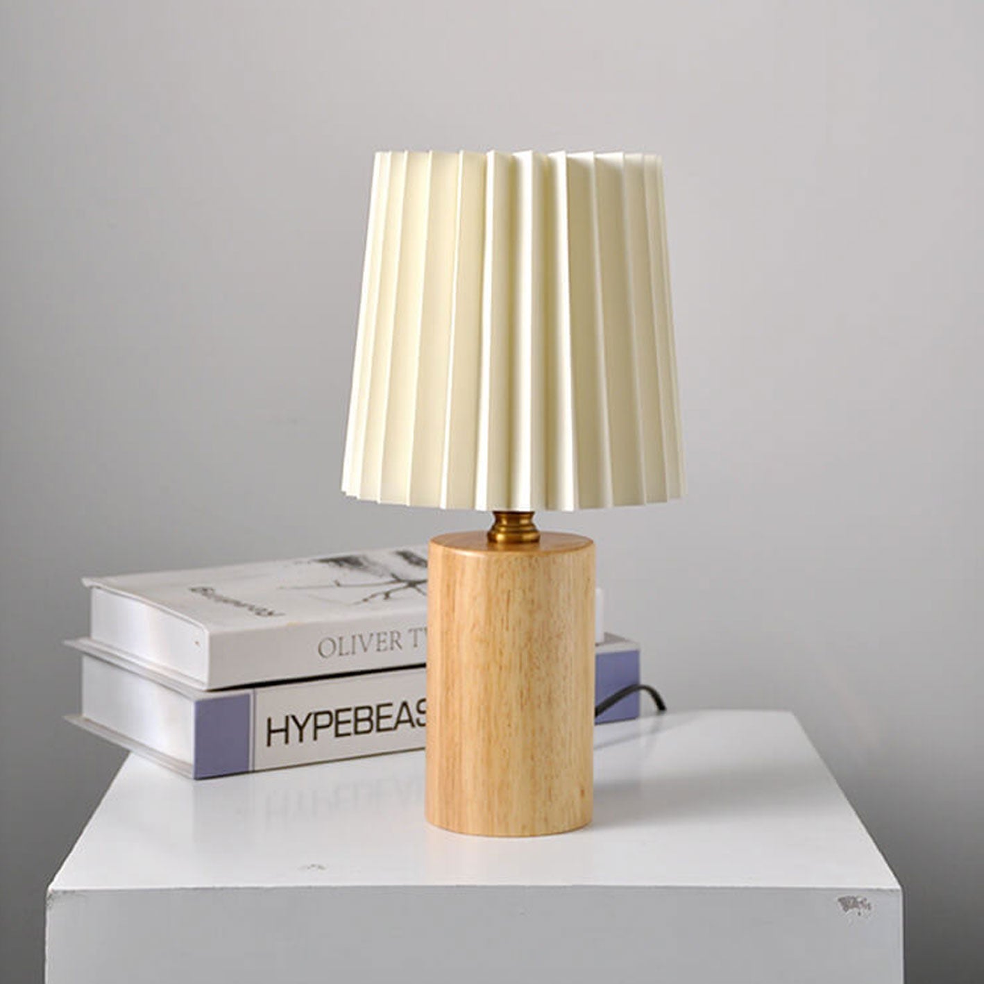 KoreanElegance | Modern Stylish Pleated Wood Base Table Lamp 9
