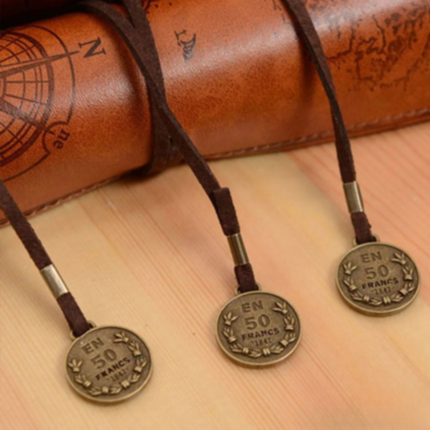 Vintage Leather Pencil Case, Roll Up Treasure Map Stationery Pouch for School and Office, PU Leather Pen Organizer Bag
