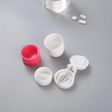 Pill Organizer with 3 Compartments, Pill Crusher and Grinder for Small Pills – image 4