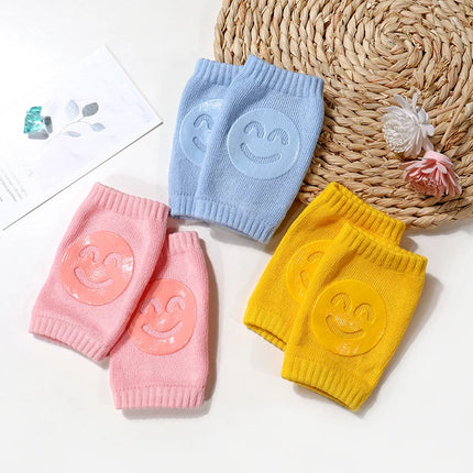 Infant Knee Pads for Crawling, Baby Knee Pads with Slip Resistant Texture and Cushioned Center (2)