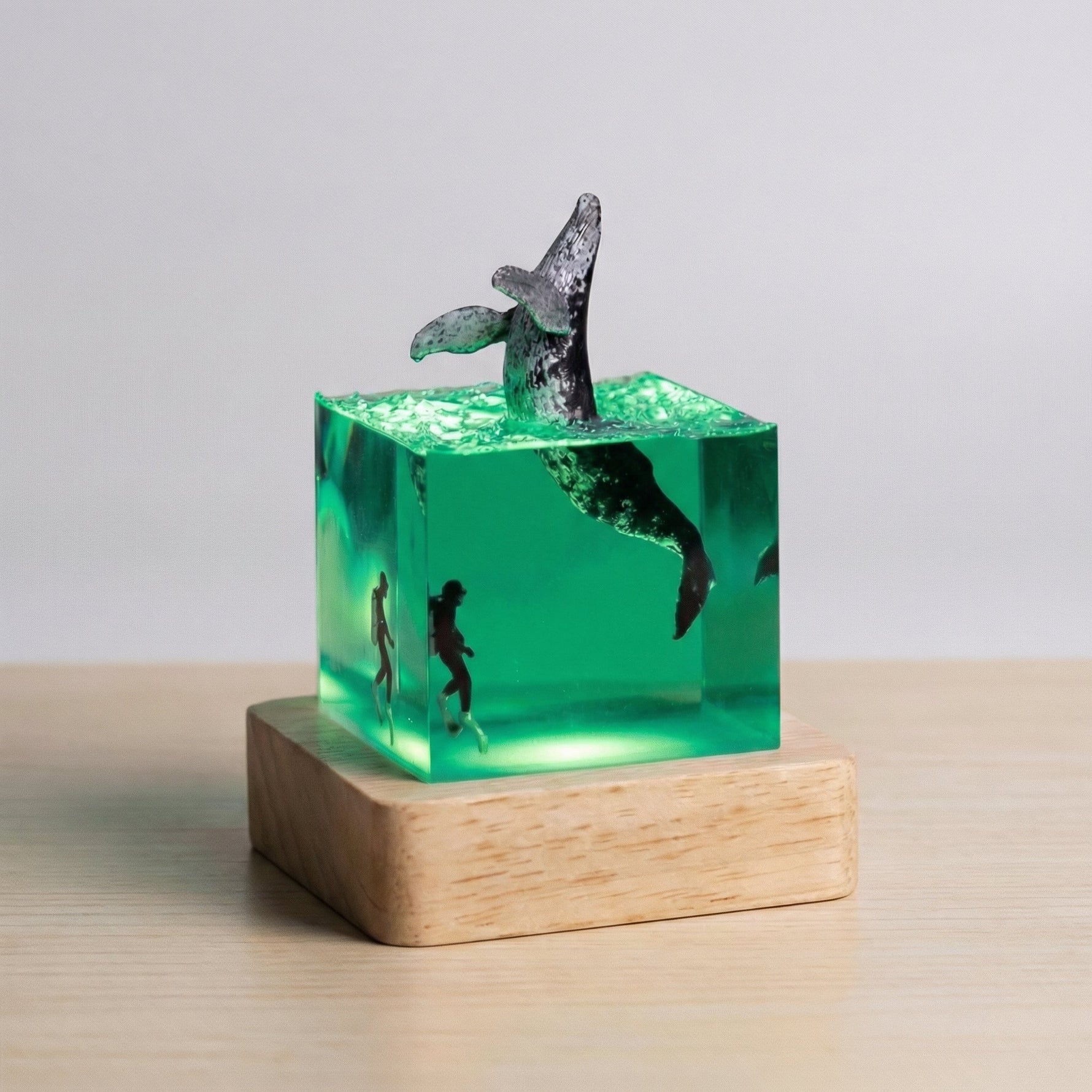 Ambient Glow | Landscape Inspired Table Lamp with Miniature Art Scene for Relaxing Atmosphere 5