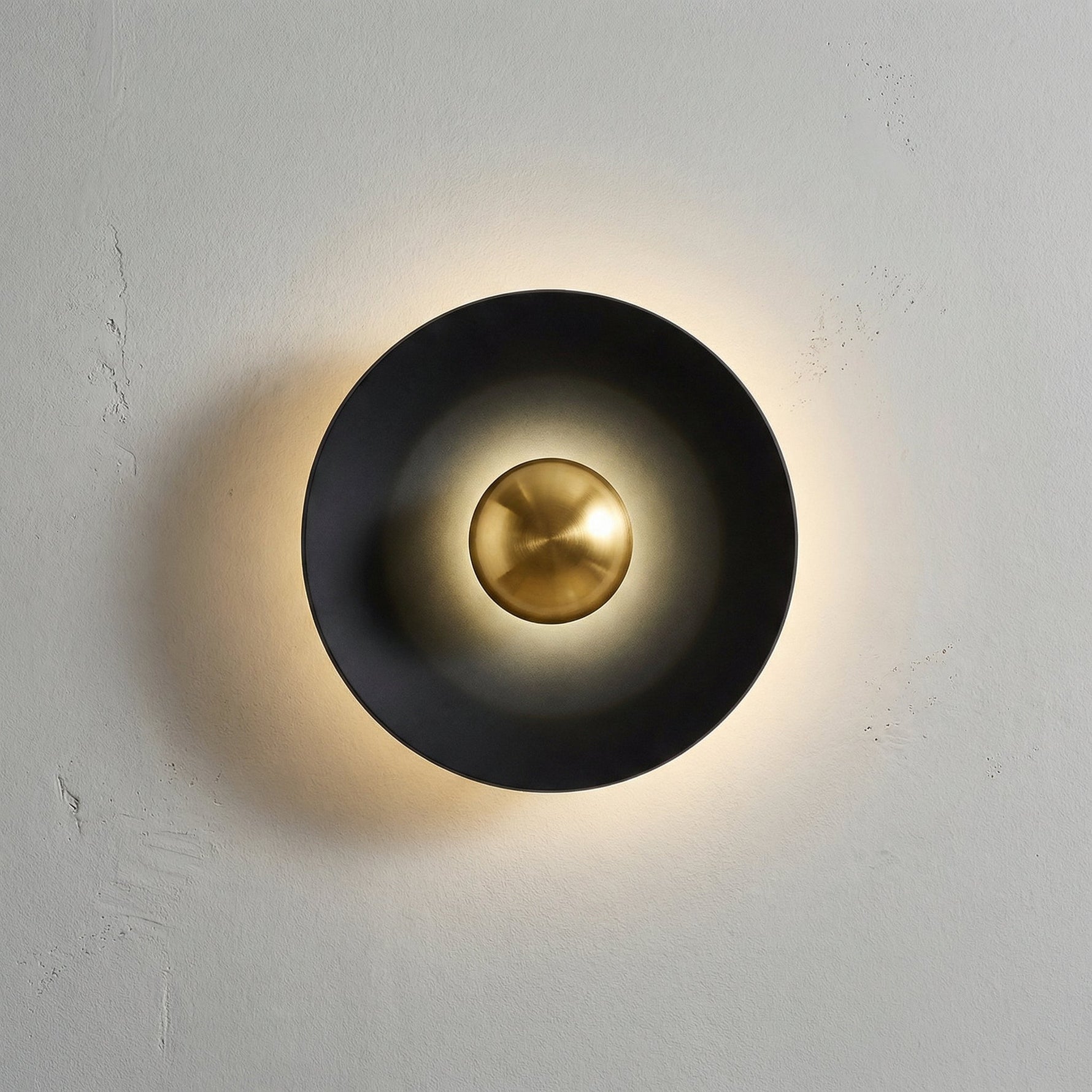 Auroryn | Round Halo Wall Light with Integrated LED Technology | Elegant Gold Finish for Cozy Ambiance 5