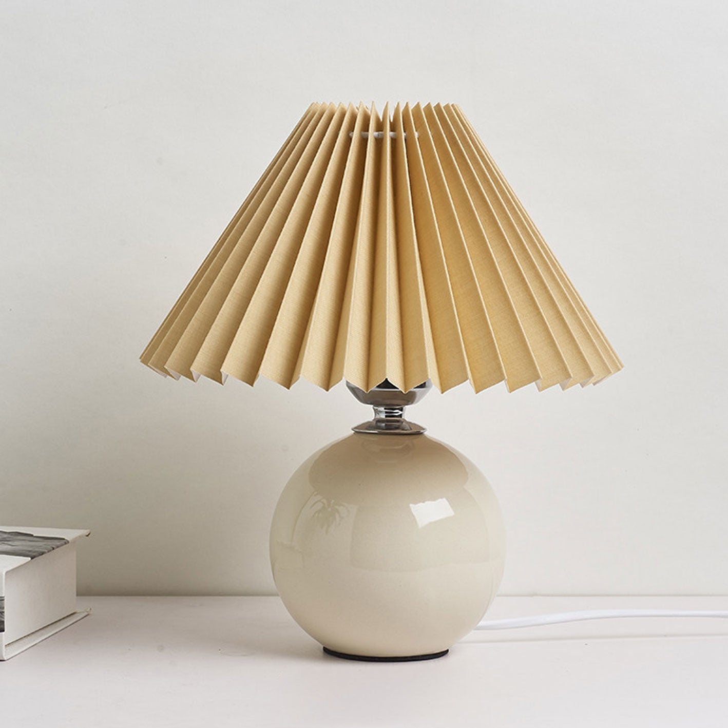 Ceramica | Elegant Minimalist Pleated Table Lamp Design 23