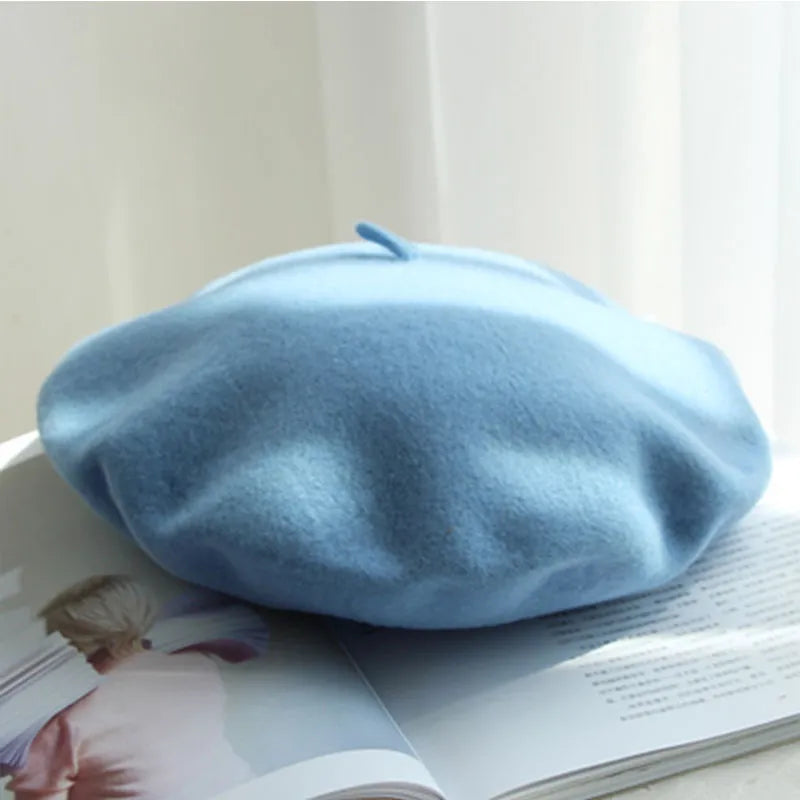 https://cdn.shopify.com/s/files/1/0962/0494/7785/files/classic-wool-beret-marlene-68f57b43_3161ae96-2de5-4b89-b1e9-530a159f4b7c.webp