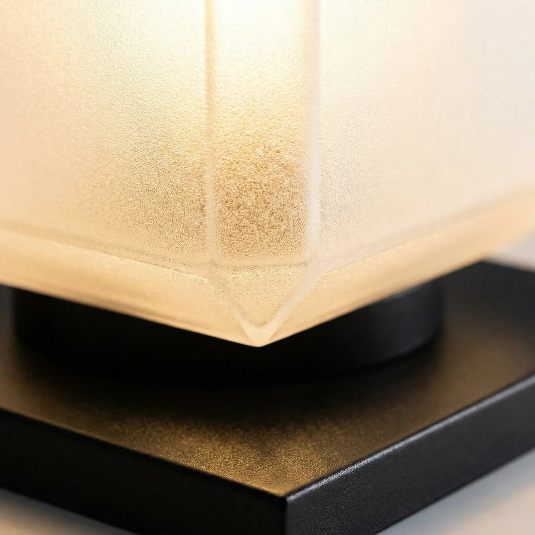Compact Cube Outdoor Light with Solar Power | Minimalist Design for Cozy Ambiance 3