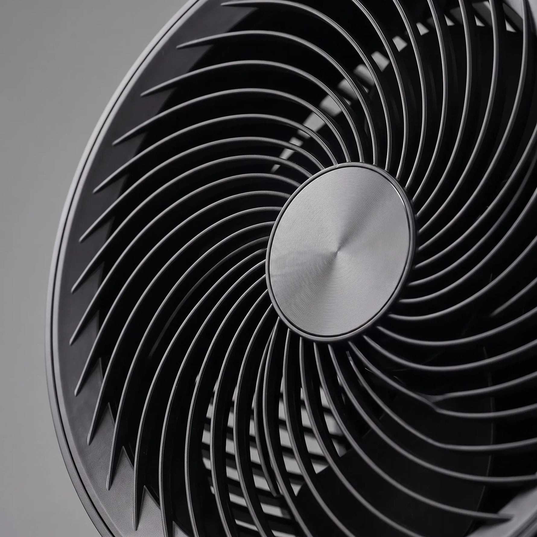 Compact Desk Fan | Oscillating Small Office Fan with Remote Control | Quiet Operation for Ultimate Comfort 5
