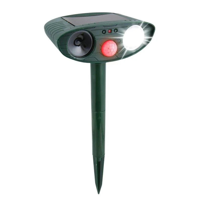 EcoGuard | Solar-Powered Ultrasonic Deer Repeller with Motion Sensor | Effective Protection for Gardens and Yards 8