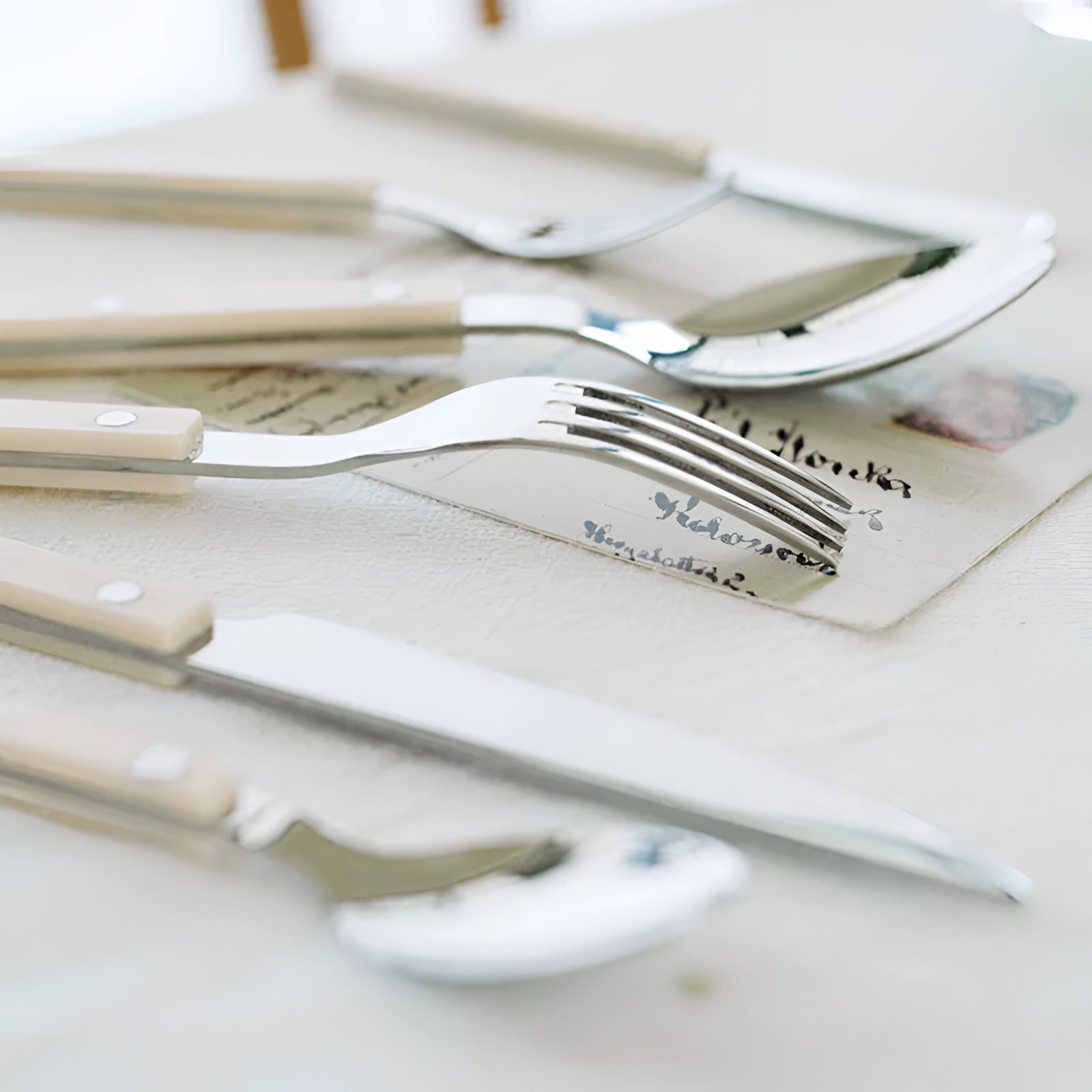 Elegant Cutlery Set | 24-Piece Stainless Steel Flatware with Black Handles | Durable Design for Stylish Dining 6