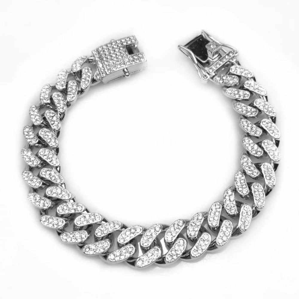 Elegant Dog Collar with Zirconia Diamonds | Luxury Gold Chain Design for Stylish Pets 7