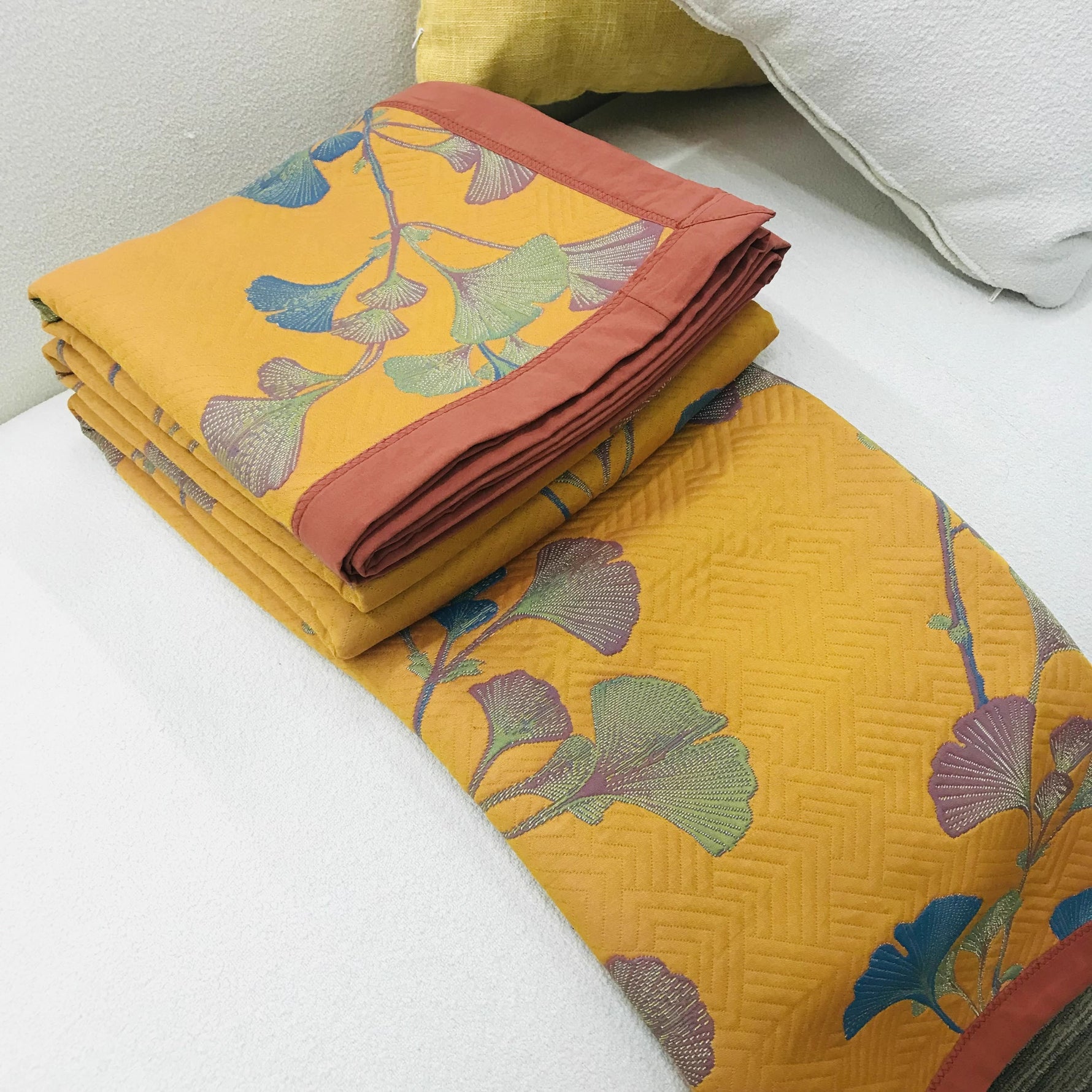 Elegant Ginkgo | Reversible Jacquard Cotton Quilt with Luxurious Comfort | Versatile Home Decor for Cozy Living 8
