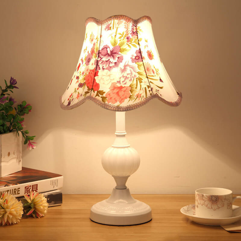 FloraLuxe | Elegant Vintage Glass Fabric Table Lamp for Modern Spaces 12