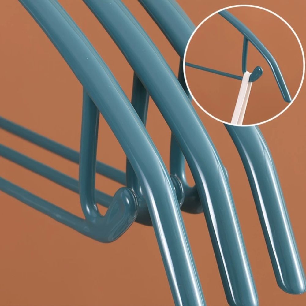 Glide Coat | Ergonomic Clothes Hangers with Soft-Touch Finish for Organized Wardrobes 4