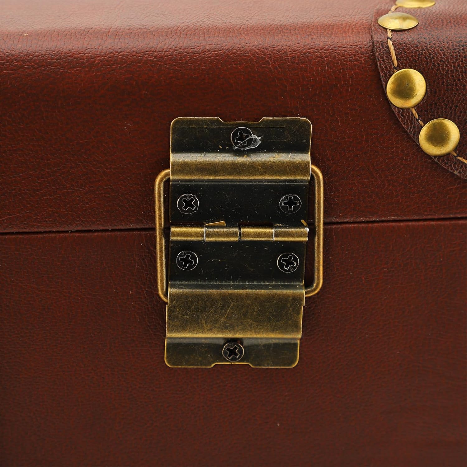 Heritage Collection | Vintage Leather Carry-On Overnight Case with Alloy Lock | Compact Design for Stylish Travel 7