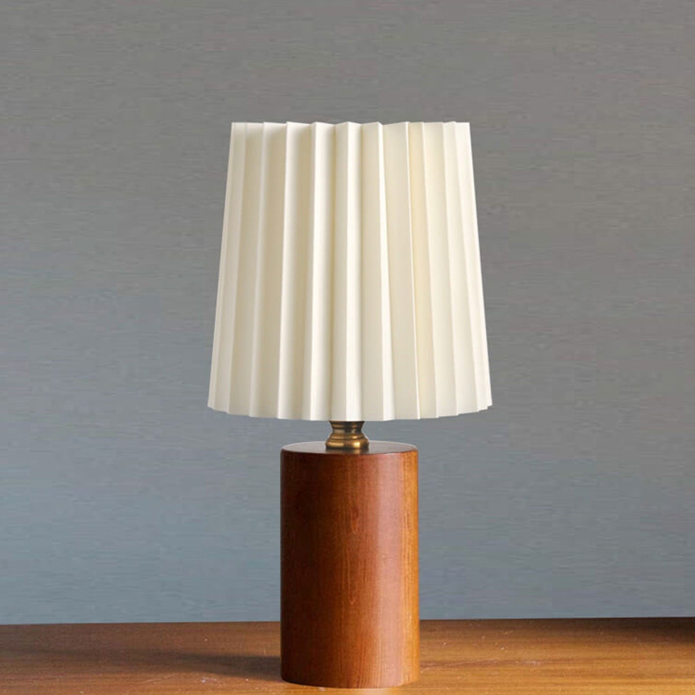 KoreanElegance | Modern Stylish Pleated Wood Base Table Lamp 0