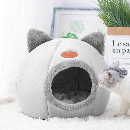 Large Enclosed Cat Bed – image 4