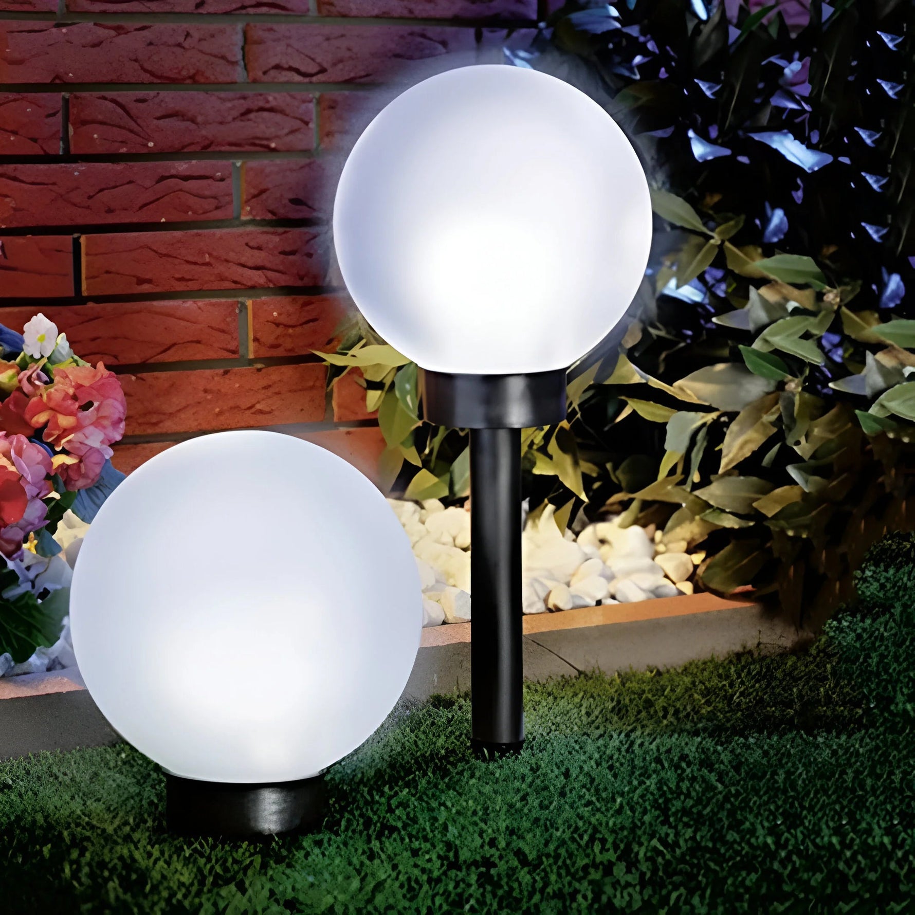 LumiGlobe | Solar Pathway Lights Set with Waterproof Design | Elegant Outdoor Illumination for Gardens 4