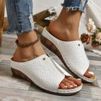 White / 6