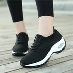 Black/White / 2