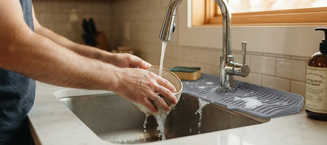 Sink Splash Guard Silicone Faucet Mat, Sink Sponge Holder with Soap Rest for Kitchen Counters
