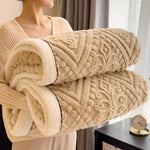 Velvet Mandala Blanket with Sherpa Lining | Luxurious Softness for Year-Round Comfort 9