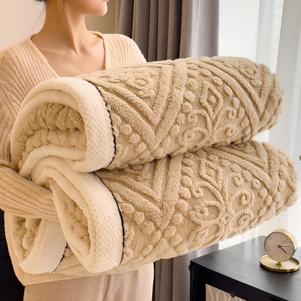 Velvet Mandala Blanket with Sherpa Lining | Luxurious Softness for Year-Round Comfort 9