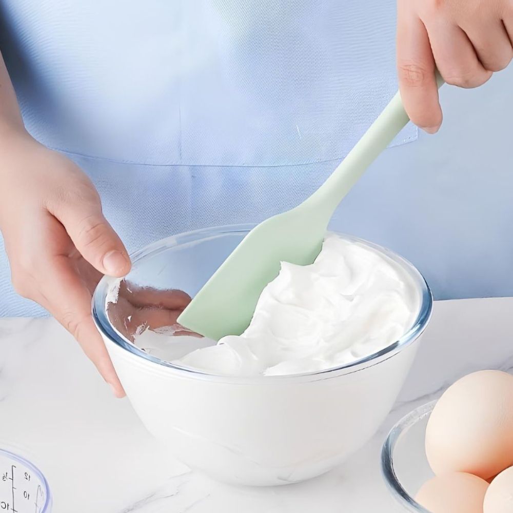 Versatile Silicone Spatula Set with Comfortable Grip | Essential Tools for Baking 5