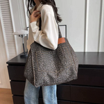WildElegance | Stylish Leopard Print Handbag with Spacious Storage | Chic Design for Everyday Use 0