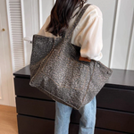 WildElegance | Stylish Leopard Print Handbag with Spacious Storage | Chic Design for Everyday Use 7