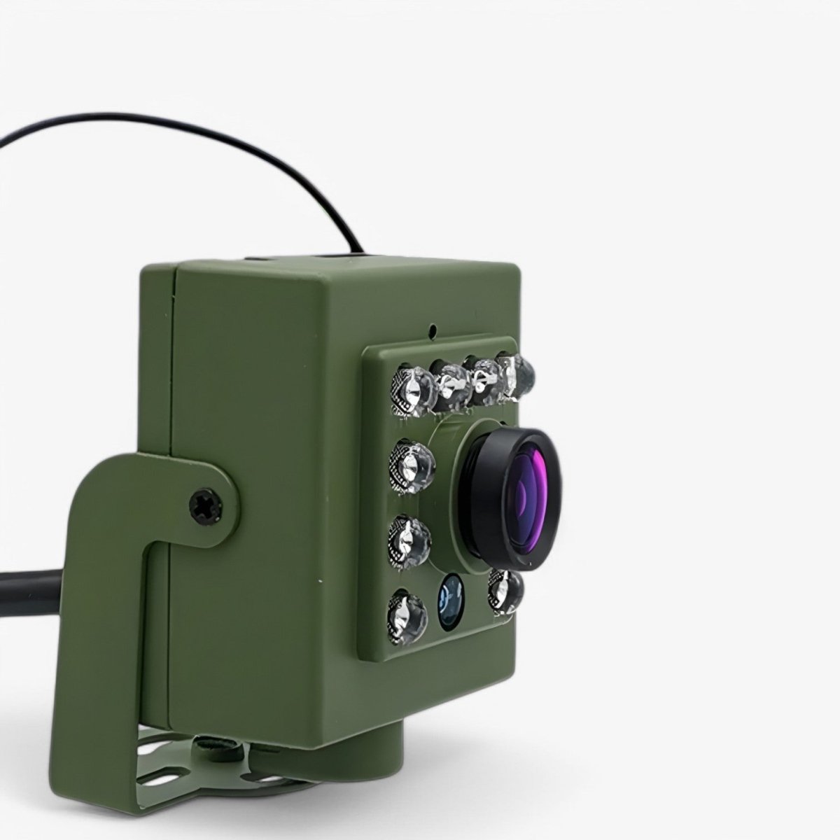 Wildlife Observer | 1080p HD Trail Camera with Night Vision & Motion Detection | Weatherproof Design for Year-Round Wildlife Monitoring 2