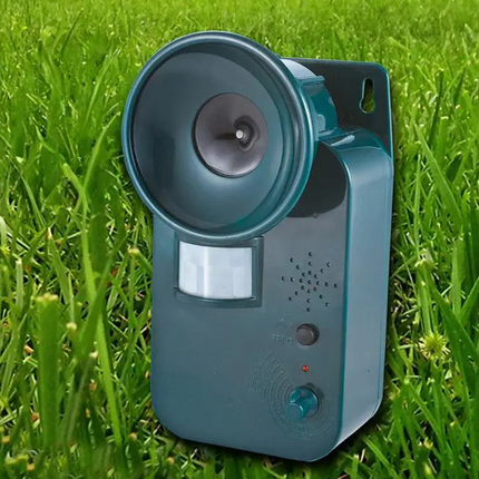 Ultrasonic Pest Repeller Outdoor, Sonic Pest Deterrent with Motion Sensor Light, Ultrasonic Animal Repeller for Yard