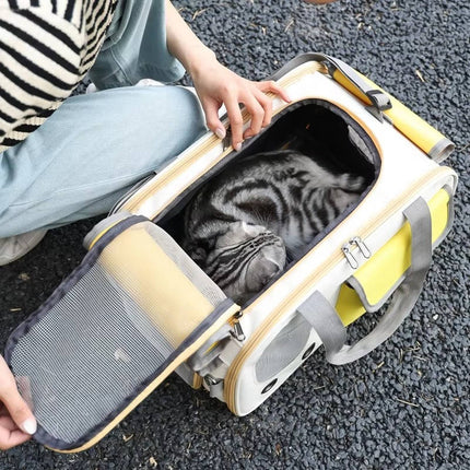 Cat Carrier Bag for Cats and Small Dogs, Soft Sided Pet Carrier with Mesh Windows and Shoulder Strap, Water Resistant Small