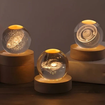 Table Lamp with 3D Engraved Sphere – image 10