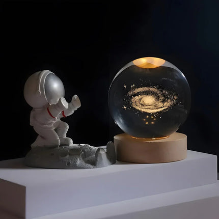 Table Lamp with 3D Engraved Sphere – image 8