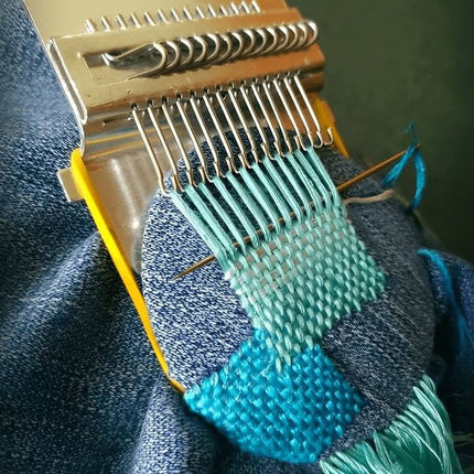 Weaving Loom for Visible Mending, Darning Loom Kit with Crochet Needle – image 4