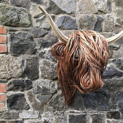 Wall-Mounted Cow Sculpture, Handcrafted Highland Cattle Head Wall Art, Rustic Farmhouse Living Room Decor, 24.8 x 20.9 in