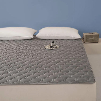 Cooling Mattress Pad, Quilted Cooling Mattress Topper with Anti Slip Base, Breathable Mattress Pad for Dorm Beds
