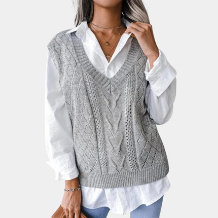 Womens V Neck Cable Knit Cardigan Sleeveless Knitted Sweater Vest Soft Acrylic Layering Top for Fall