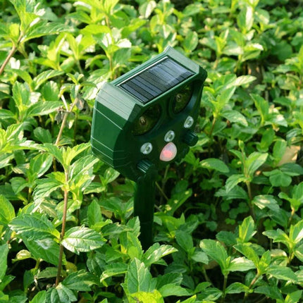 Cat Repellent Outdoor, Solar Ultrasonic Cat Deterrent with Motion Sensor and Flashing Light