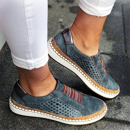 Women's breathable flat bottom sneakers, wide toe box comfort shoes with arch support insole, US 4 to 10