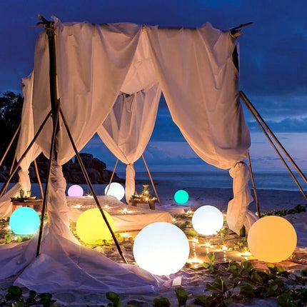 Outdoor Globe Light, Rechargeable – image 4