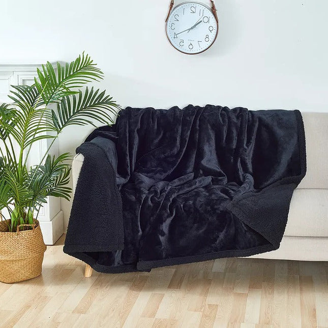 Throw Blanket for Sofa, Waterproof Blanket for Bed, Reversible Warm Blanket for Couch, Dogs and Kids