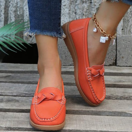 Women's soft leather slip on loafers, wide toe box walking shoes with non slip sole, US sizes 4 to 10