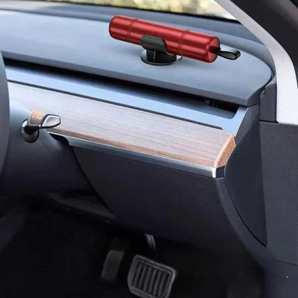 Glass Breaker Keychain, Car Escape Tool with Seatbelt Cutter – image 5