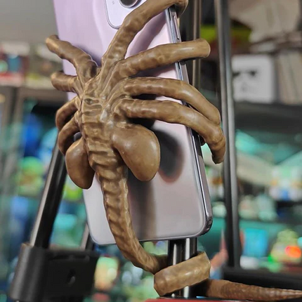 Facehugger Phone Holder for Desk with Adjustable Tail, Horror Decor Collectible Figurine