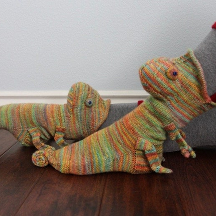 Cotton Socks with 3D Knitted Crocodile Design – image 7