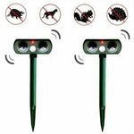 Tuzwa Solar Ultrasonic Deer Repeller – PIR Motion Sensor, 30 ft Range, 110° Detection, Weather-Resistant Animal Deterrent
